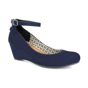 Daisy Fuentes Tessa Wedge Pump